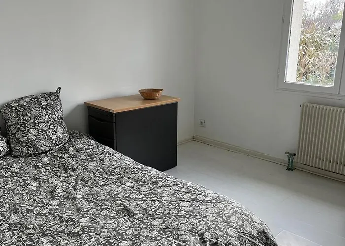 Maison Avec Jardin Et Piscine Au Calme Proche Bordeaux